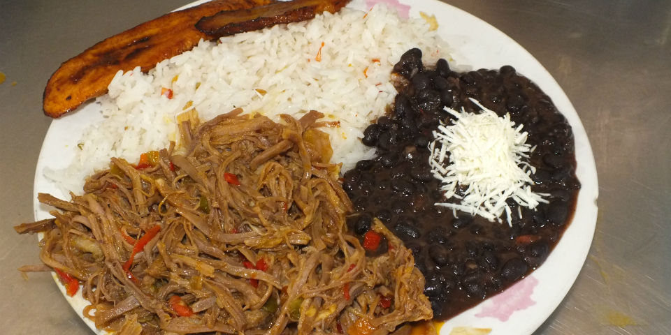 Plato_Tipico_Nacional_PABELLON_CRIOLLO.jpg