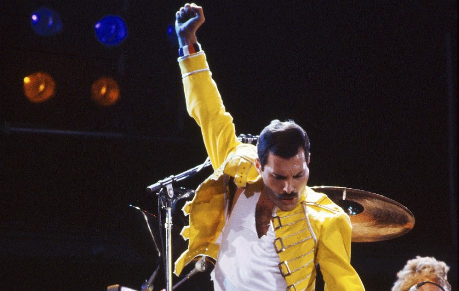 GettyImages-86098173_FREDDIE_RRRCURY_MOVIE_1000-920x584.jpg