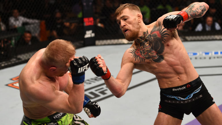 ufc-conor-mcgregor-dennis-siver_3318238.jpg