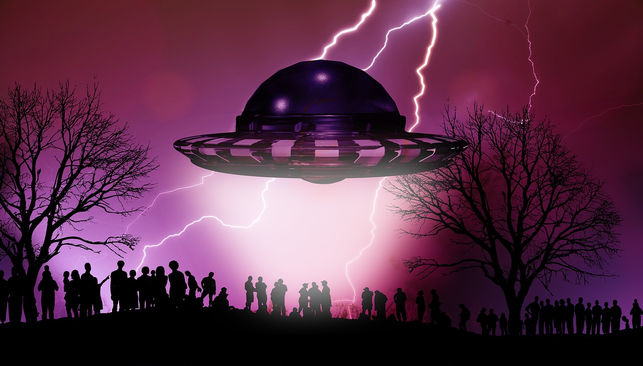 ufo-2682707_1280.jpg