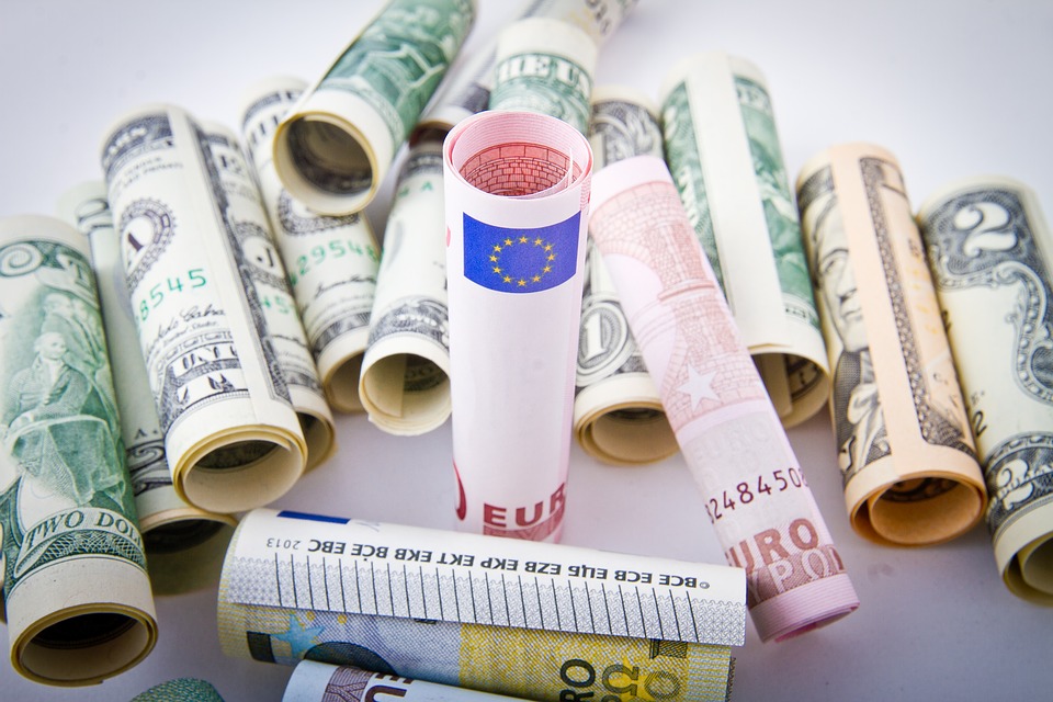 Euro-The-European-Union-Crisis-Dollar-Currency-1974710.jpg