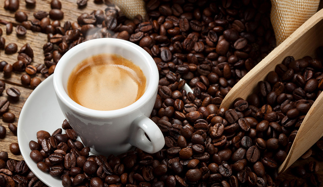 Espresso-Beans-vs-Coffee-Beans.jpg