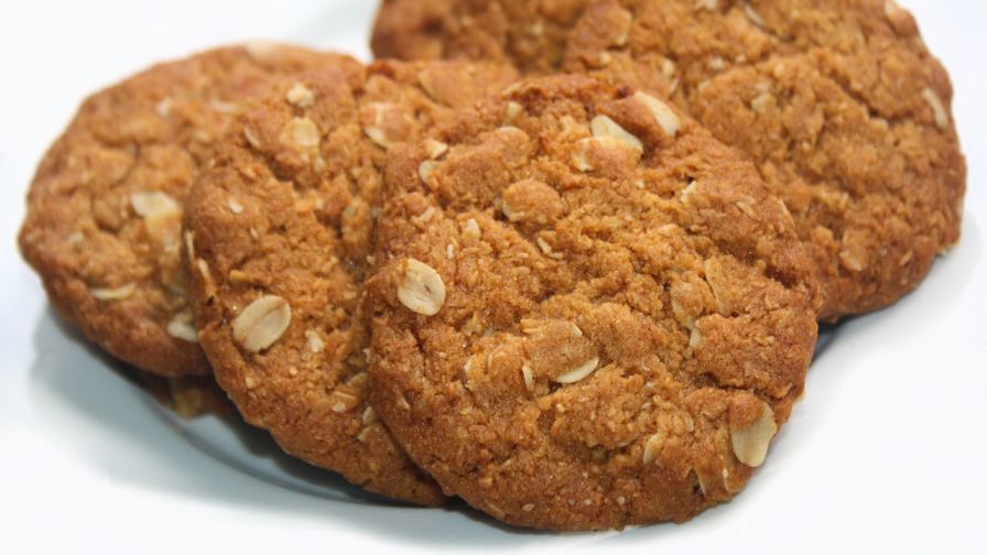 Anzac Biscuits Yummy Style.jpg