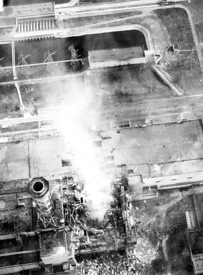 chernobyl_reactor4_disaster__03_05_86_1.jpg