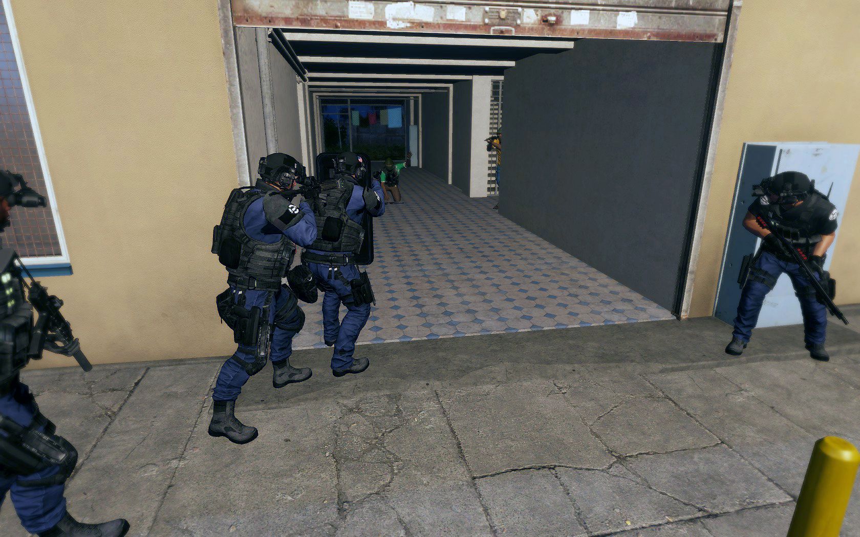 SWAT.jpg