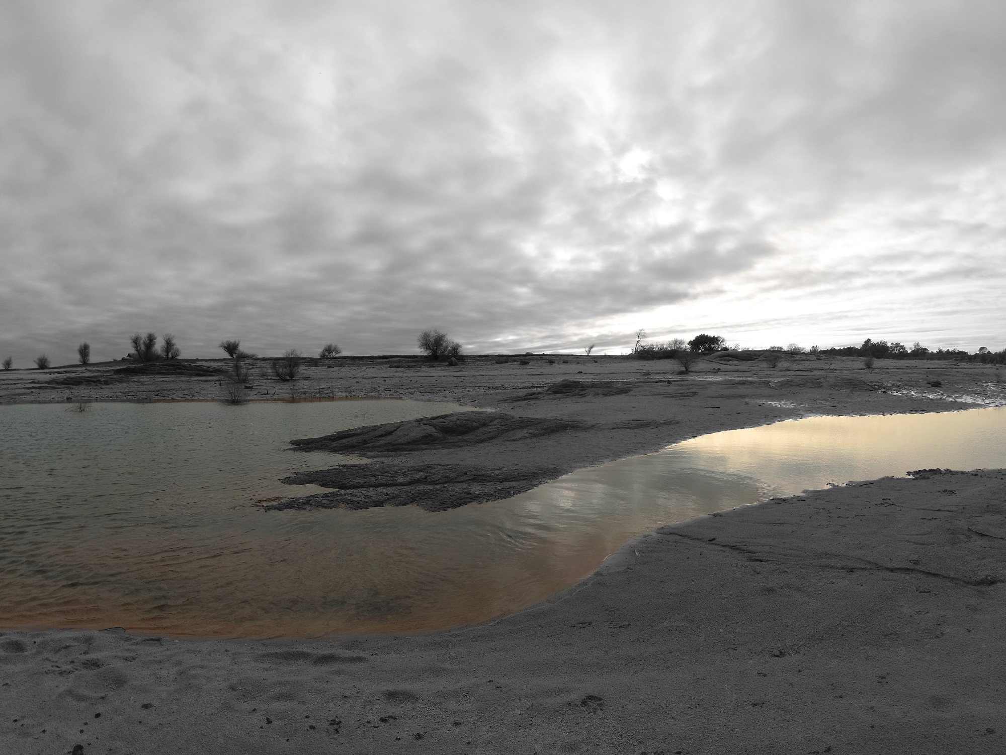 YIAC0668-bw-color-closer-to-home-#160.jpg