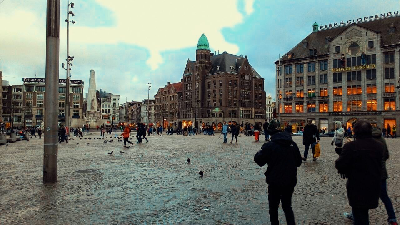 Dam Square.jpg