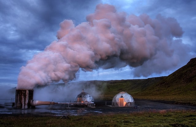 Cons-geothermal-energy.jpg