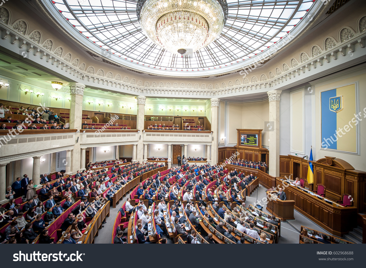 Рада украины фото. Верховная рада фото внутри.