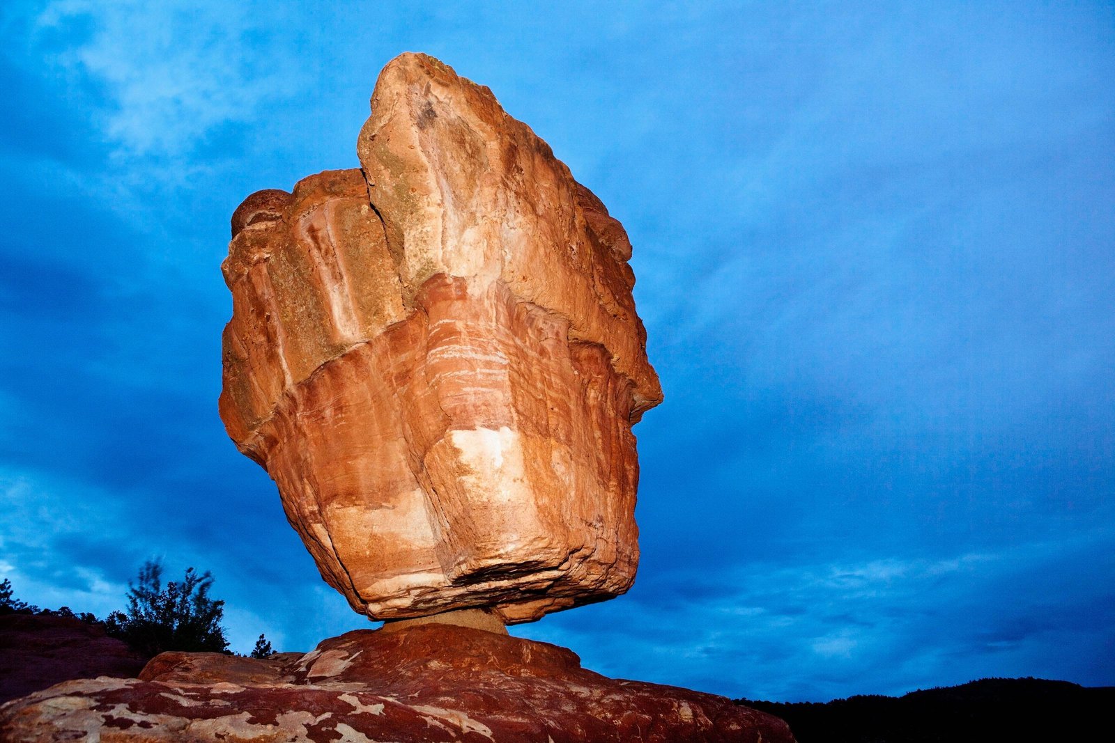 big-unbalanced-rocks.jpg