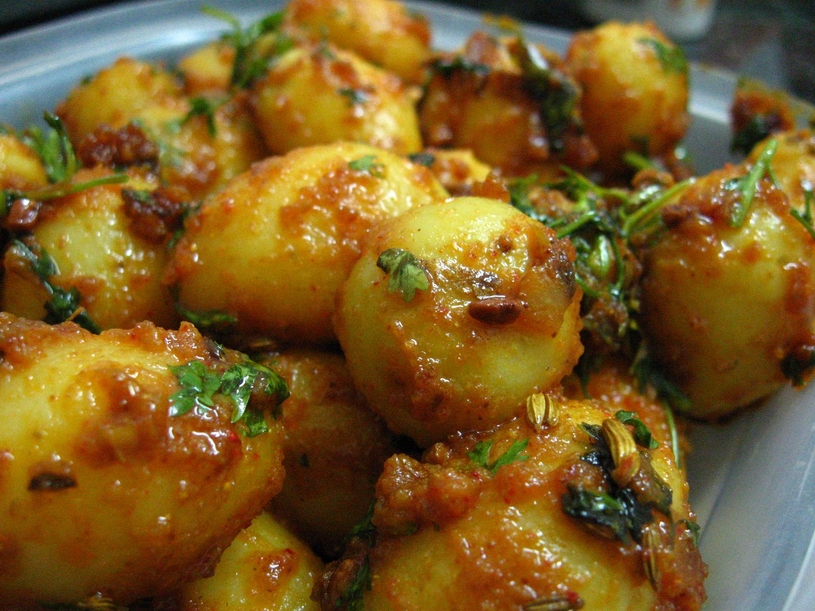 A_dish_of_dum_aloo.jpg