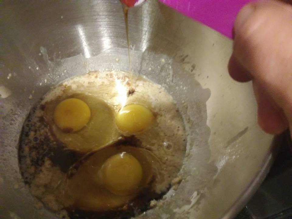 hawaiian rolls 4 eggs vanilla honey after 15 min.jpg