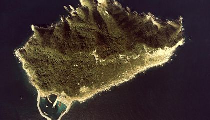 okinoshima_aerial01.jpg