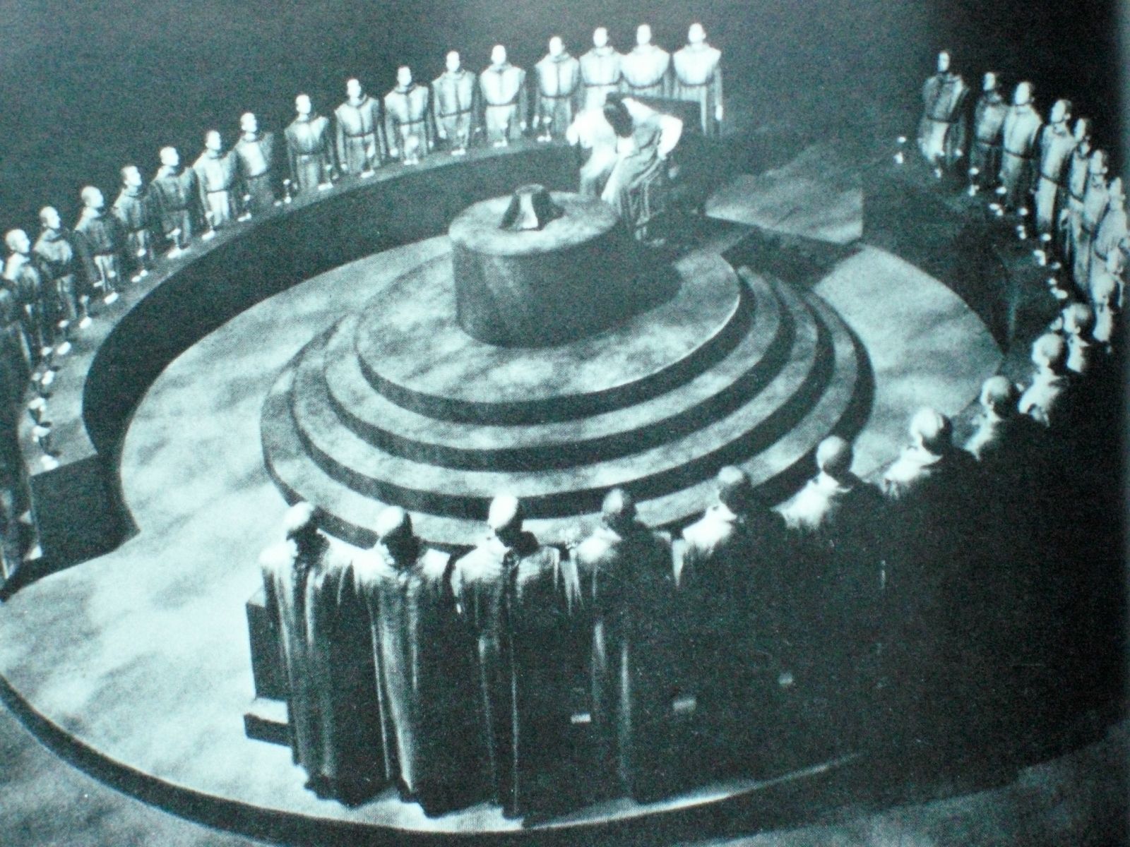 BLOG Illuminati Circle.jpg