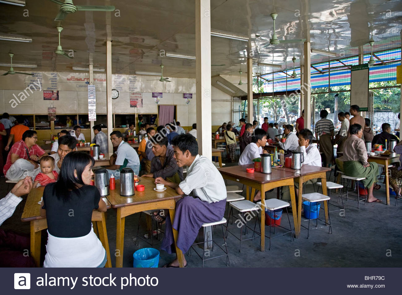 tea-shop-mandalay-myanmar-BHR79C.jpg