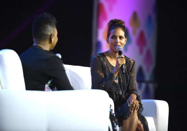 halle-berry-essence-festival-2017-1-1499176397-640x448.jpg