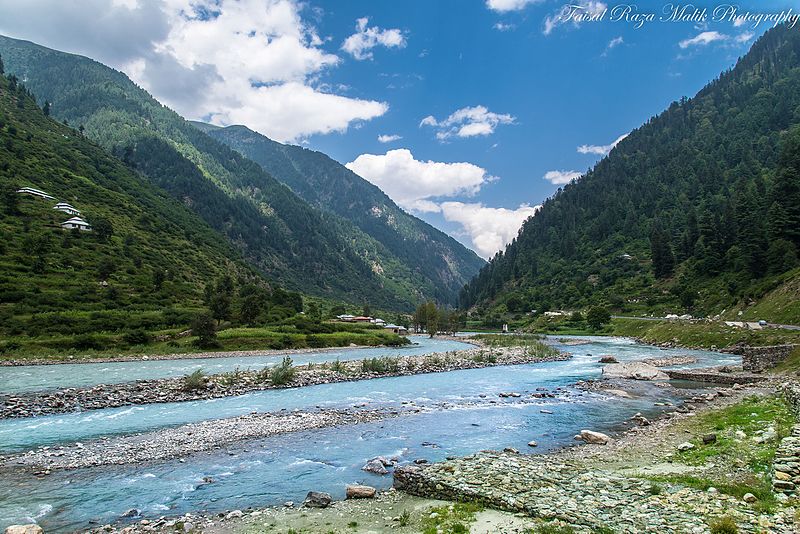 Naran,_in_Northern_Pakistan.jpg