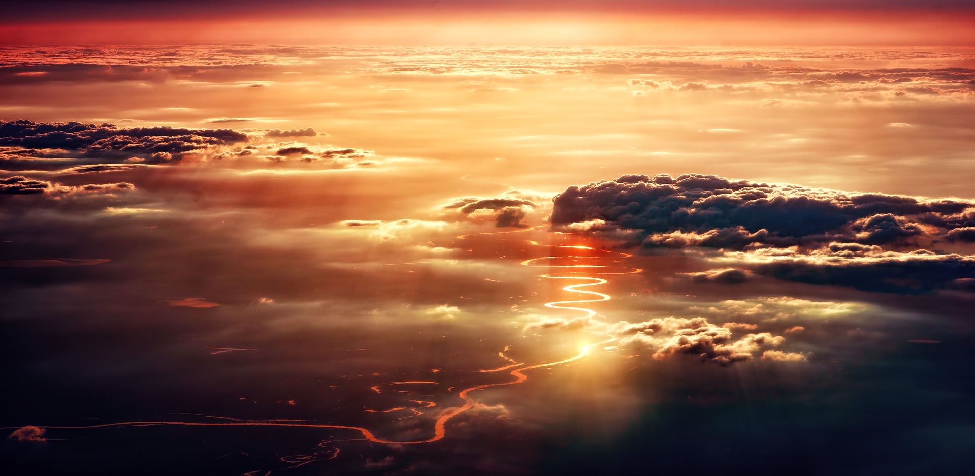 clouds-3291565_1920.jpg