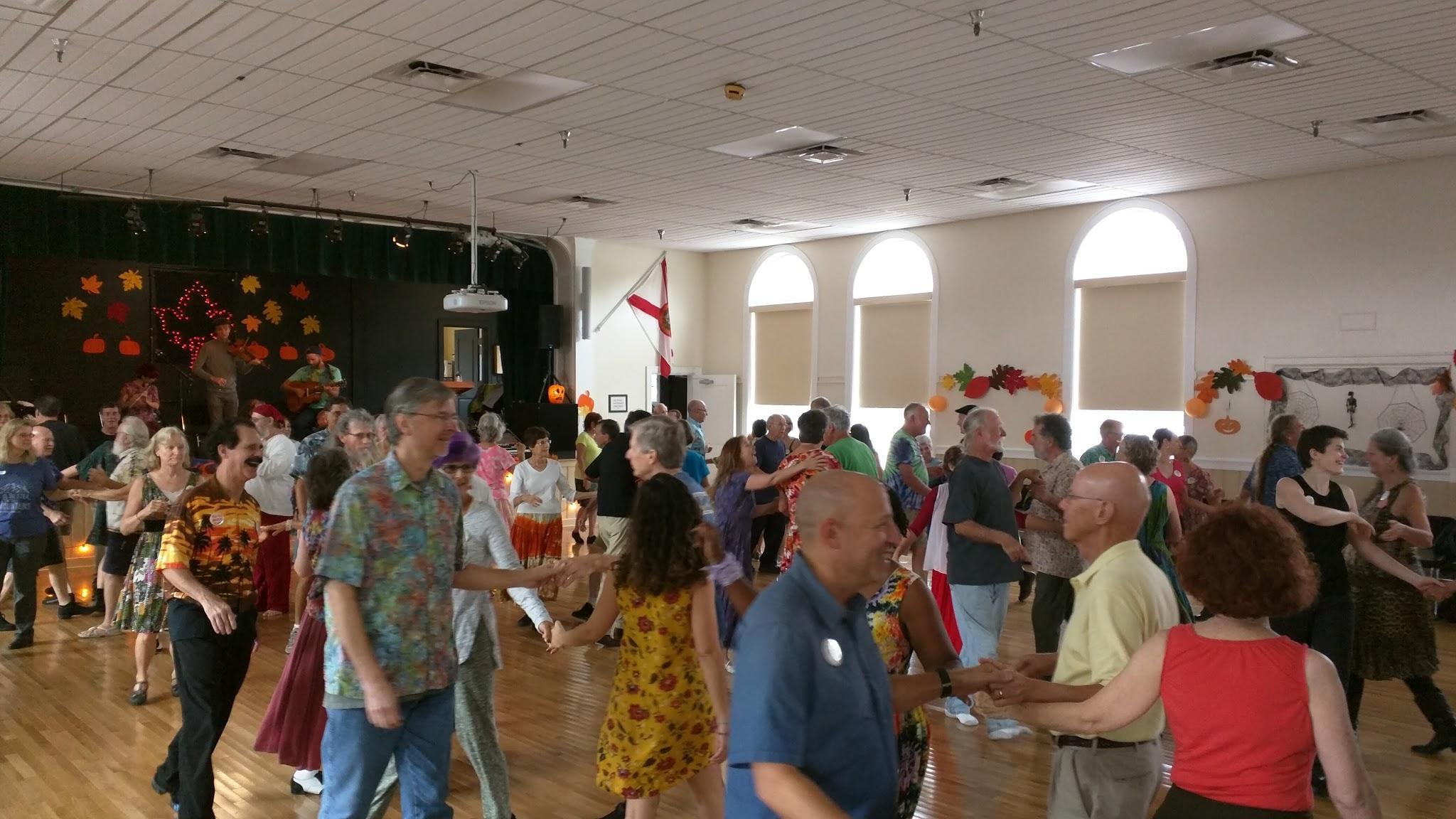 Contra Dance! One of my favorite things!!