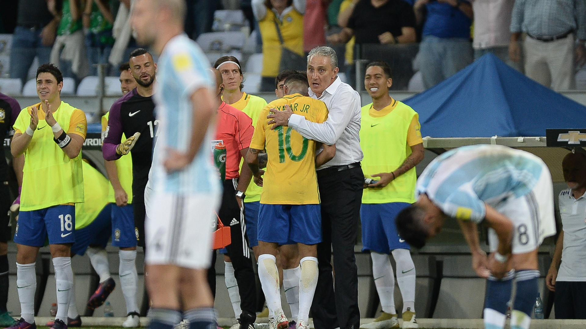 neymar-tite-brasil-argentina-eliminatorias-2018-10112016_8iyt0c1532ja1wo71oeqnnqmn.jpg
