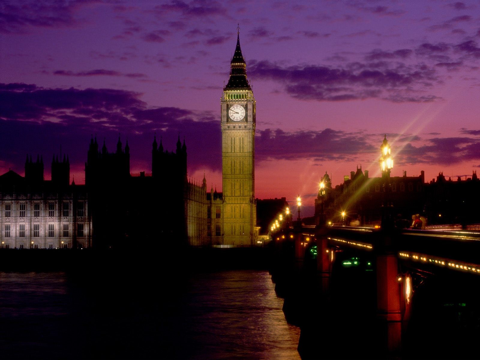 London_Big_Ben_clocktowers_street_light-291689.jpg