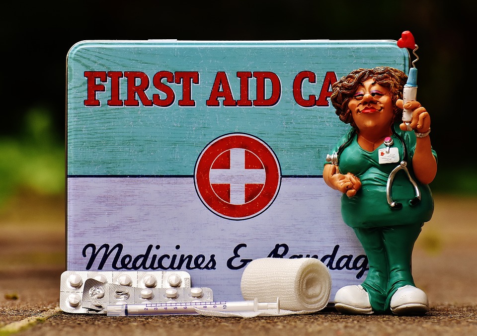 first-aid-1732757_960_720.jpg