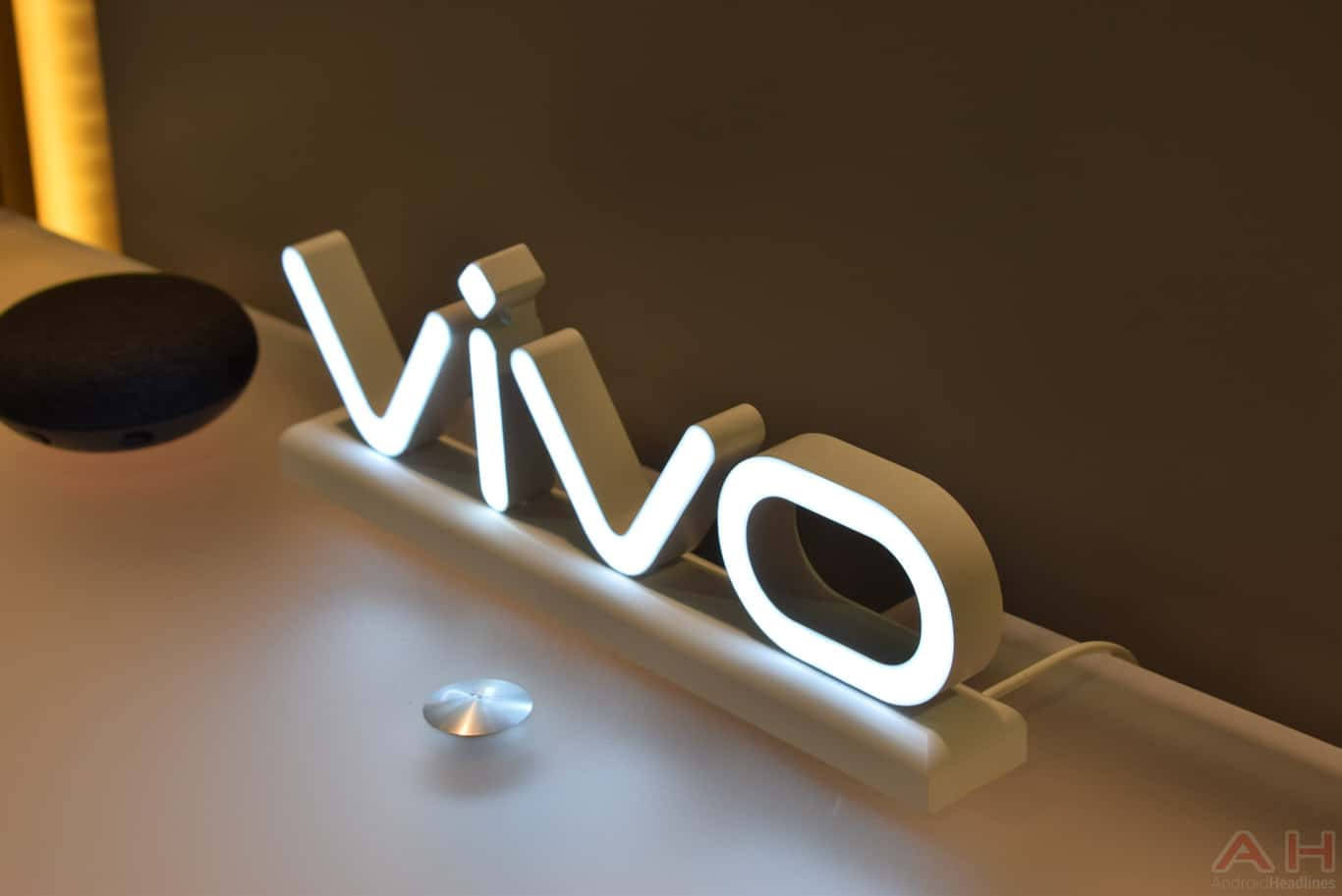 Vivo-Logo-CES-2018-AM-AH-0123.jpg