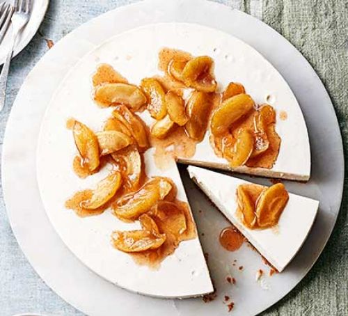 spiced-apple-cheesecake.jpg