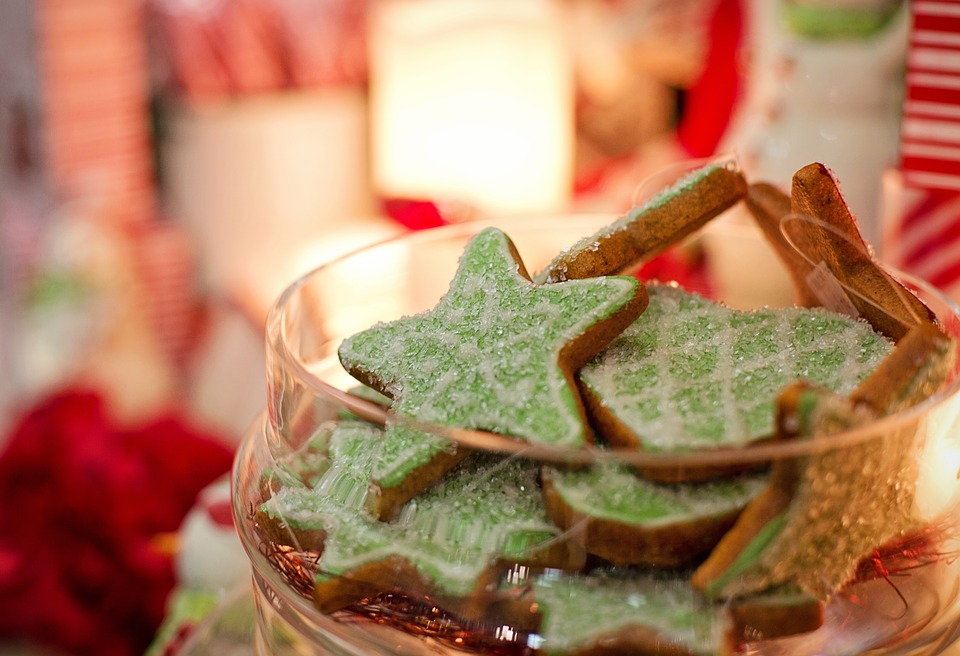 christmas-cookies-2918172_960_720.jpg