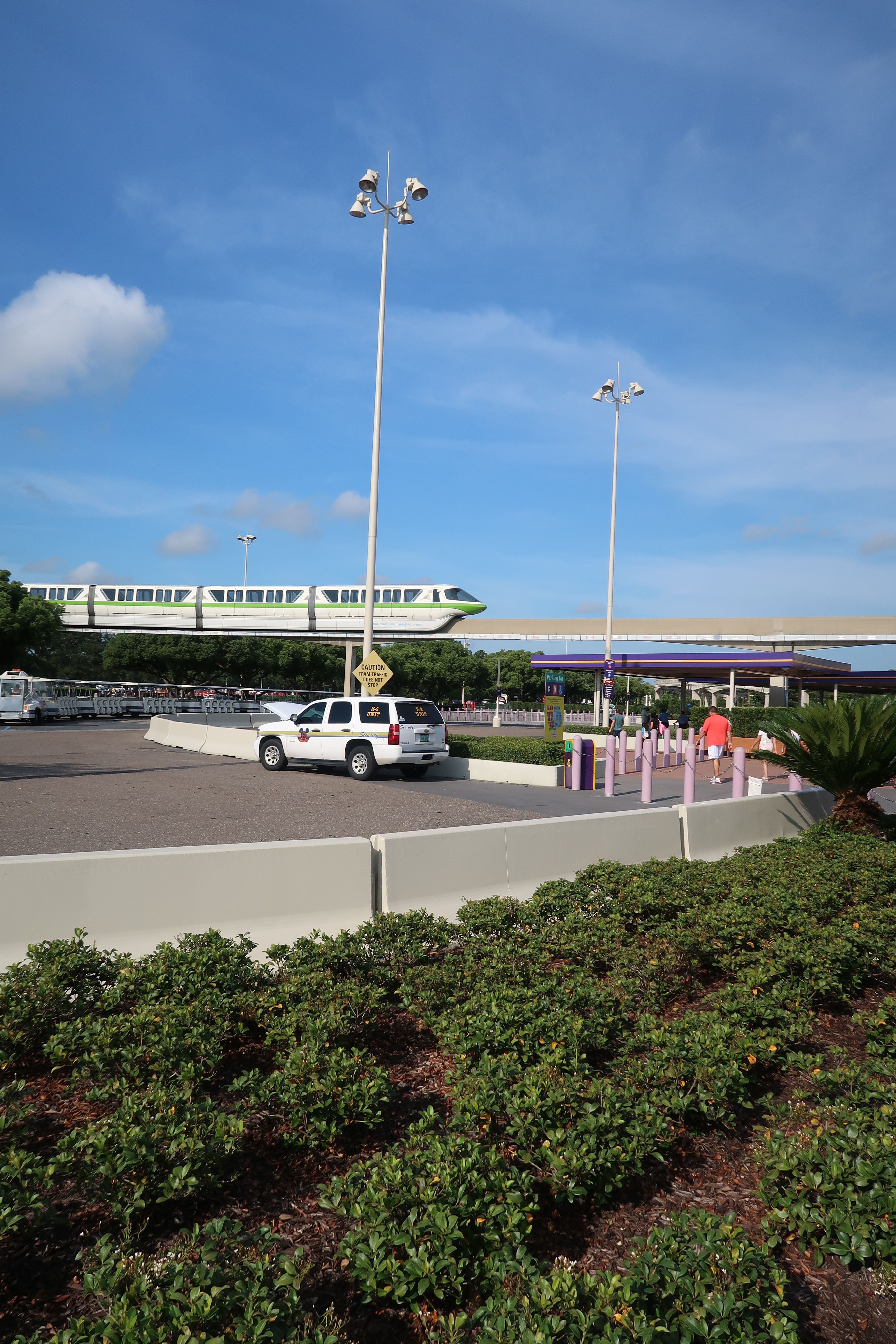 Monorail in Magic Kingdom theme park at Walt Disney World Resort.JPG