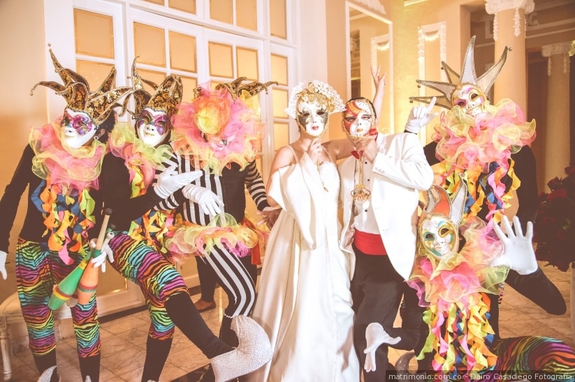 Hora loca para tu boda Organizadores de fiestas barato y con