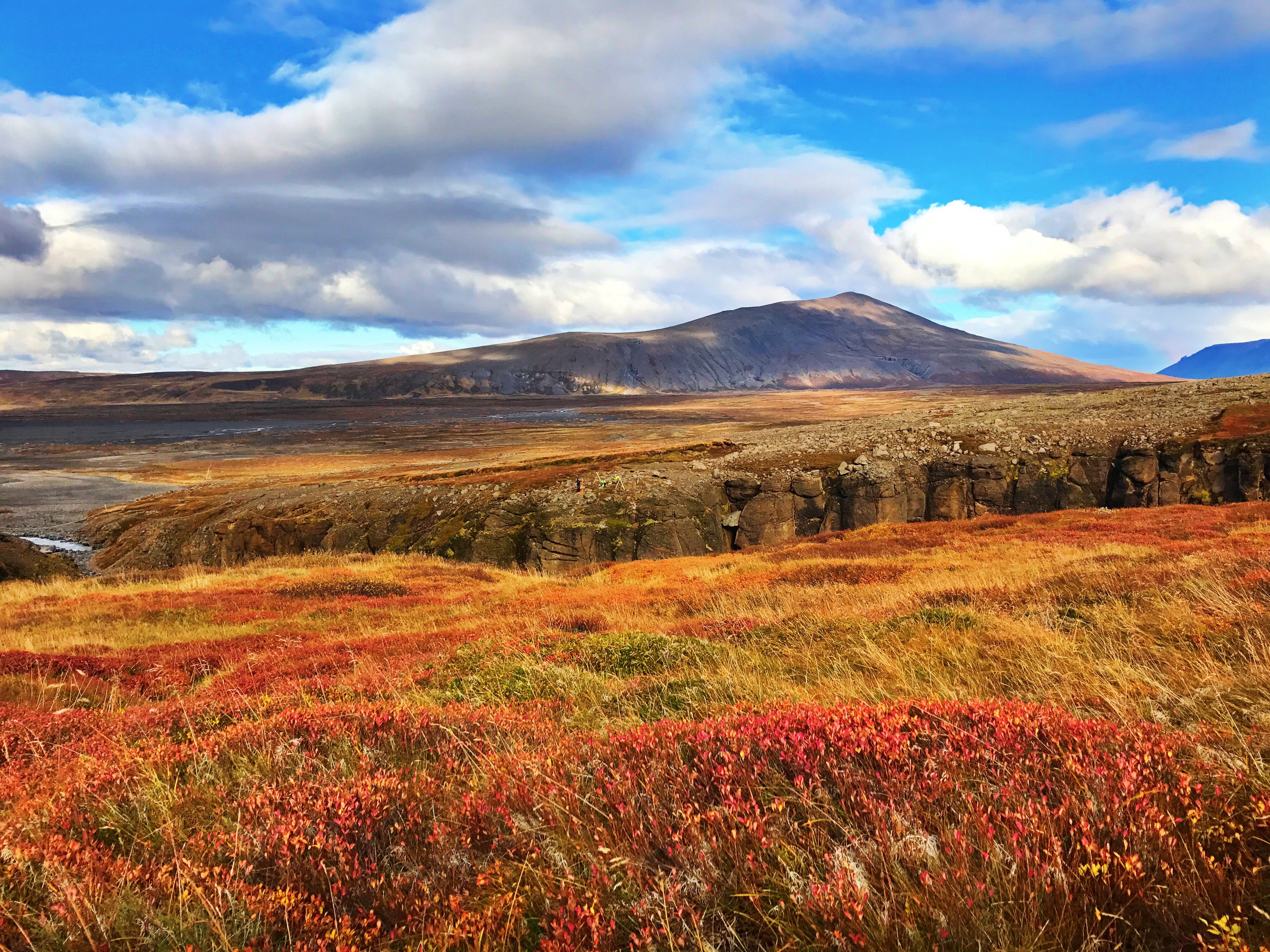 IcelandLandscape.JPG