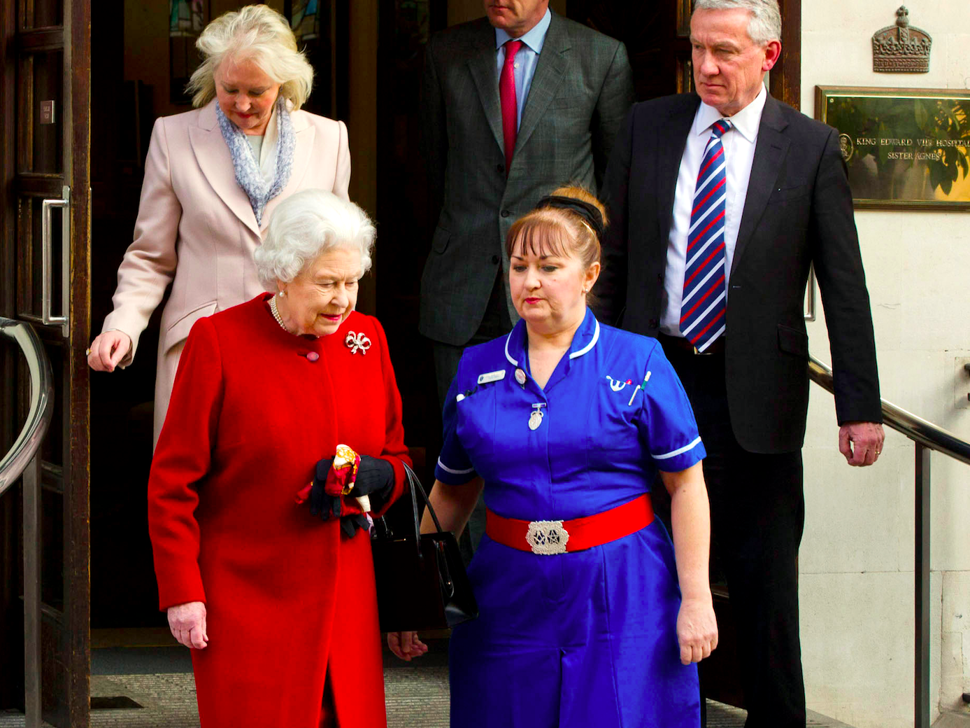 inside-the-private-hospital-that-treats-the-queen.jpg