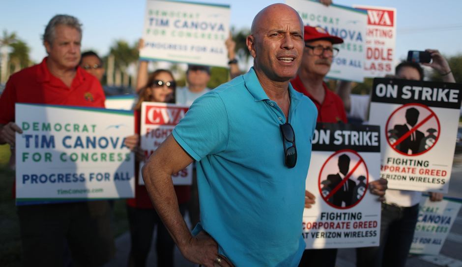 Tim-Canova-Joe-Raedle.jpg