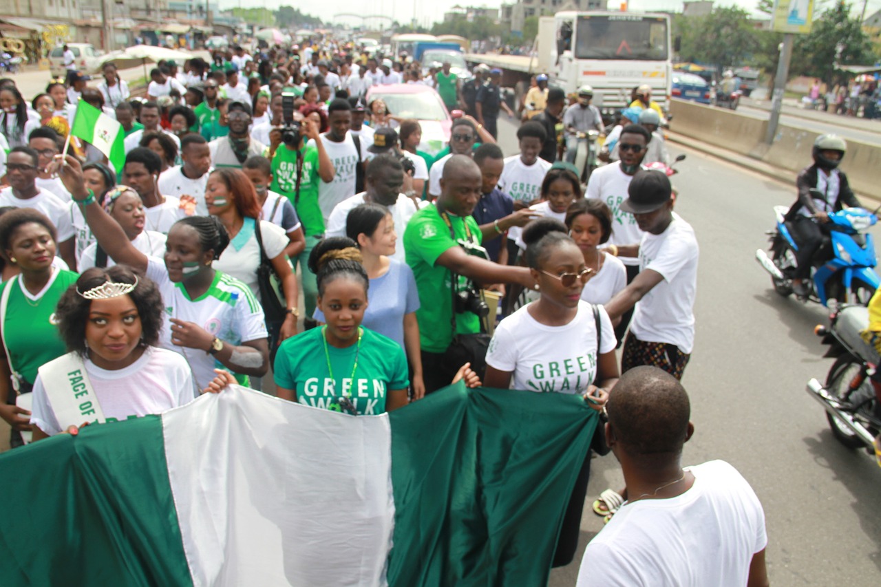 nigeria-walk-1577895_1280.jpg