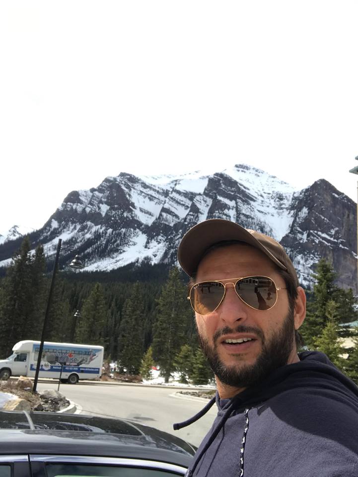 What Shahid Afridi is doing.jpg