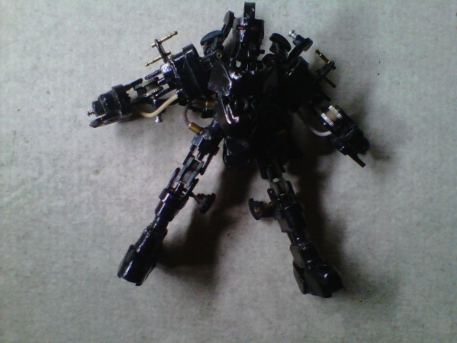 robot-iron-man-mengagumkan-dari-korek-api-gas-18-640x480.jpeg