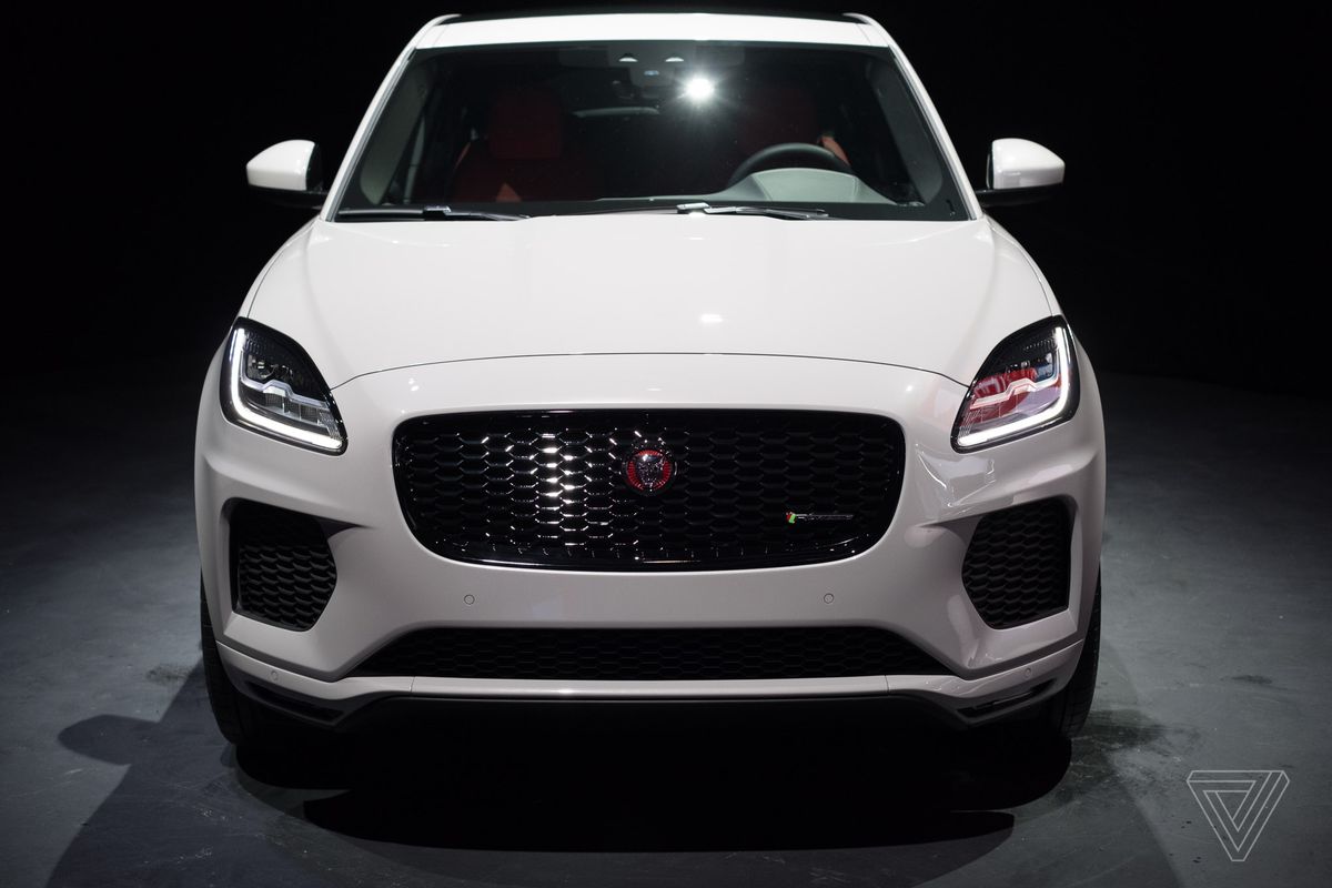 20170713_jaguar_epace_vlad_savov3.jpg