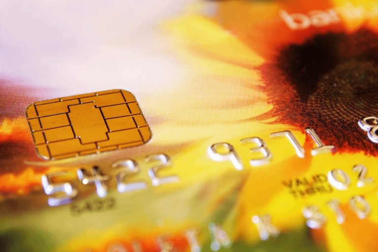 credit-card-bright-768x512.jpg