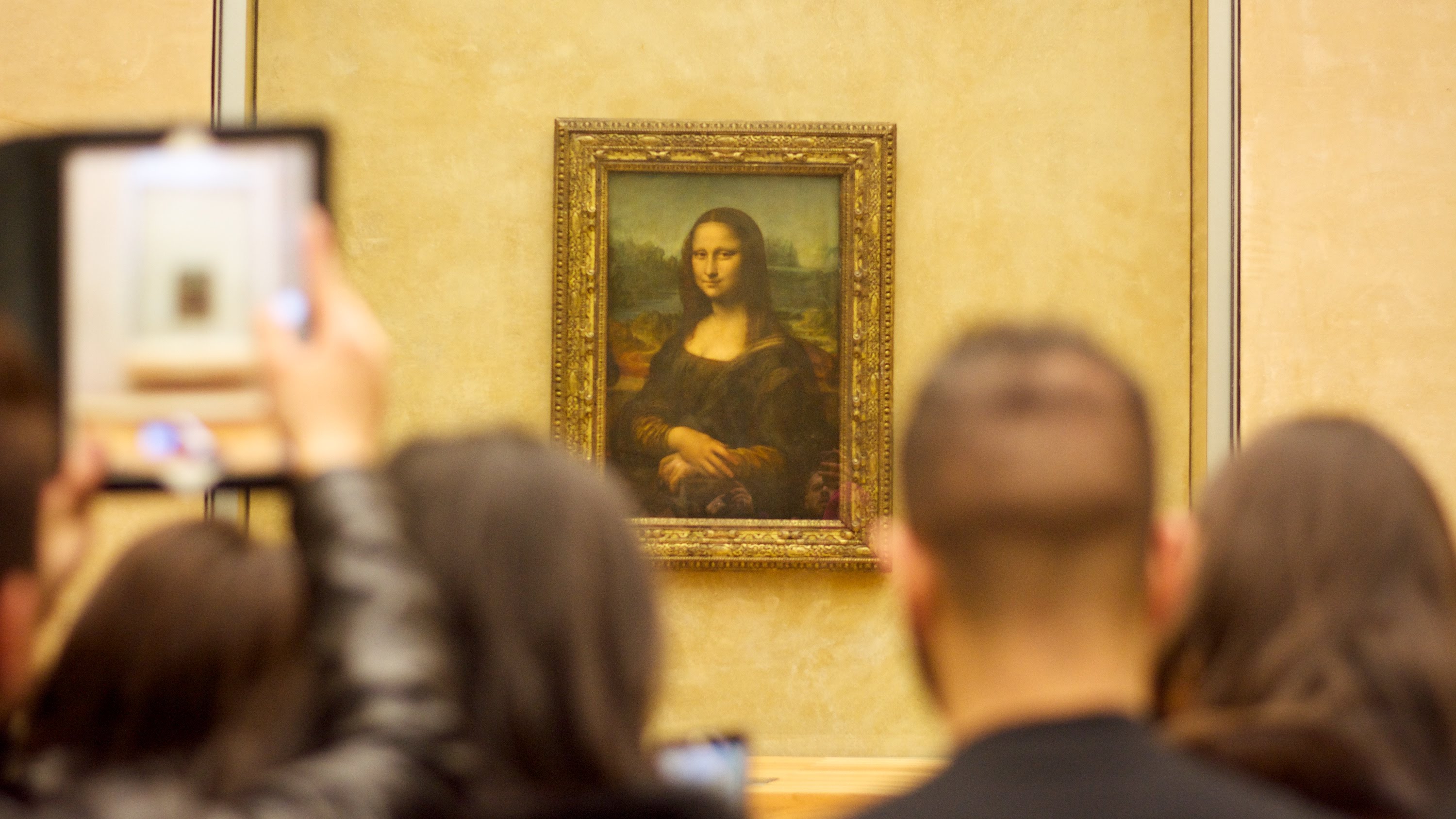 Мона Лиза в музее Лувр