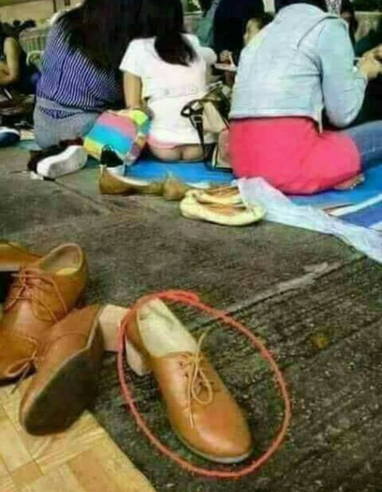 shoes band with hip.jpg