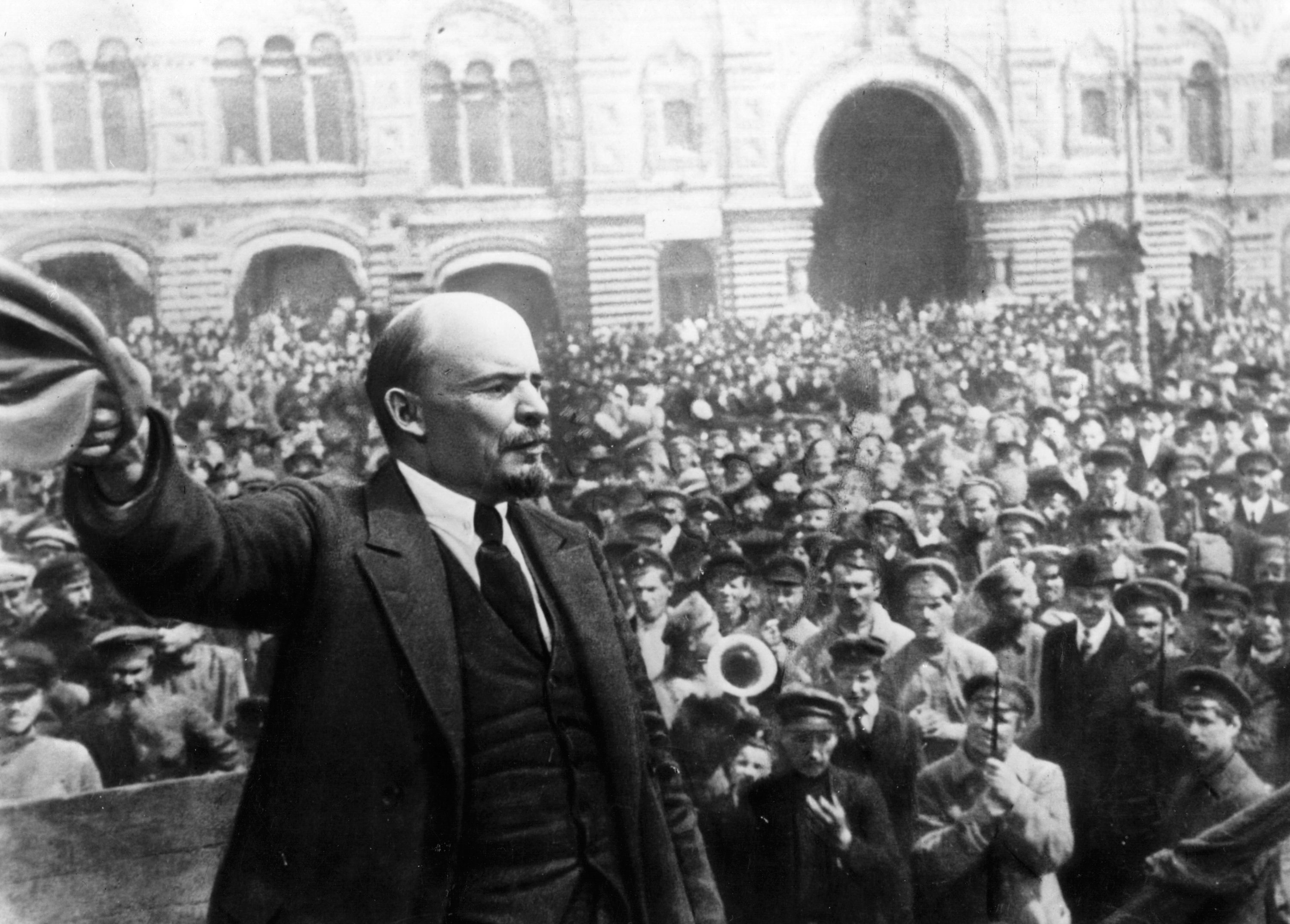 1917 rev lenin.jpg