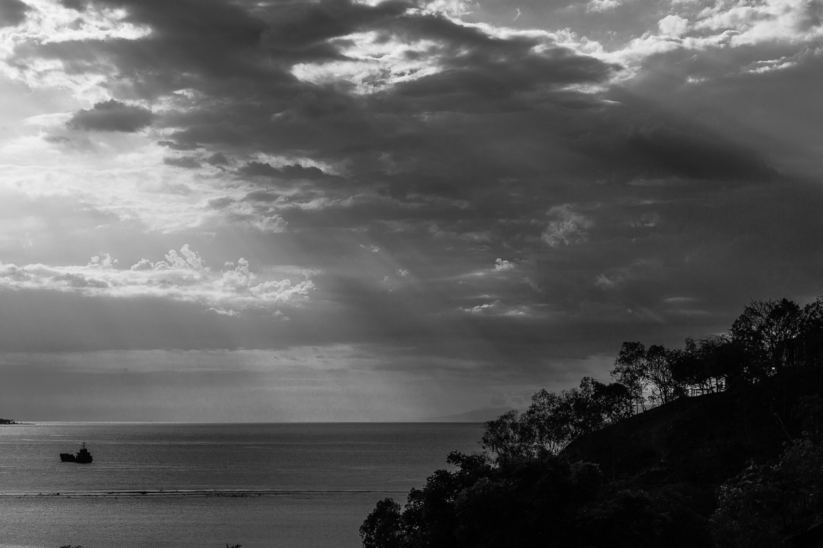 rays of ligh new bw.jpg