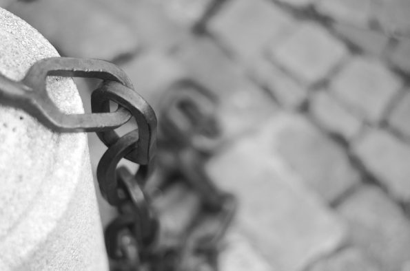 chain-595x394.jpg