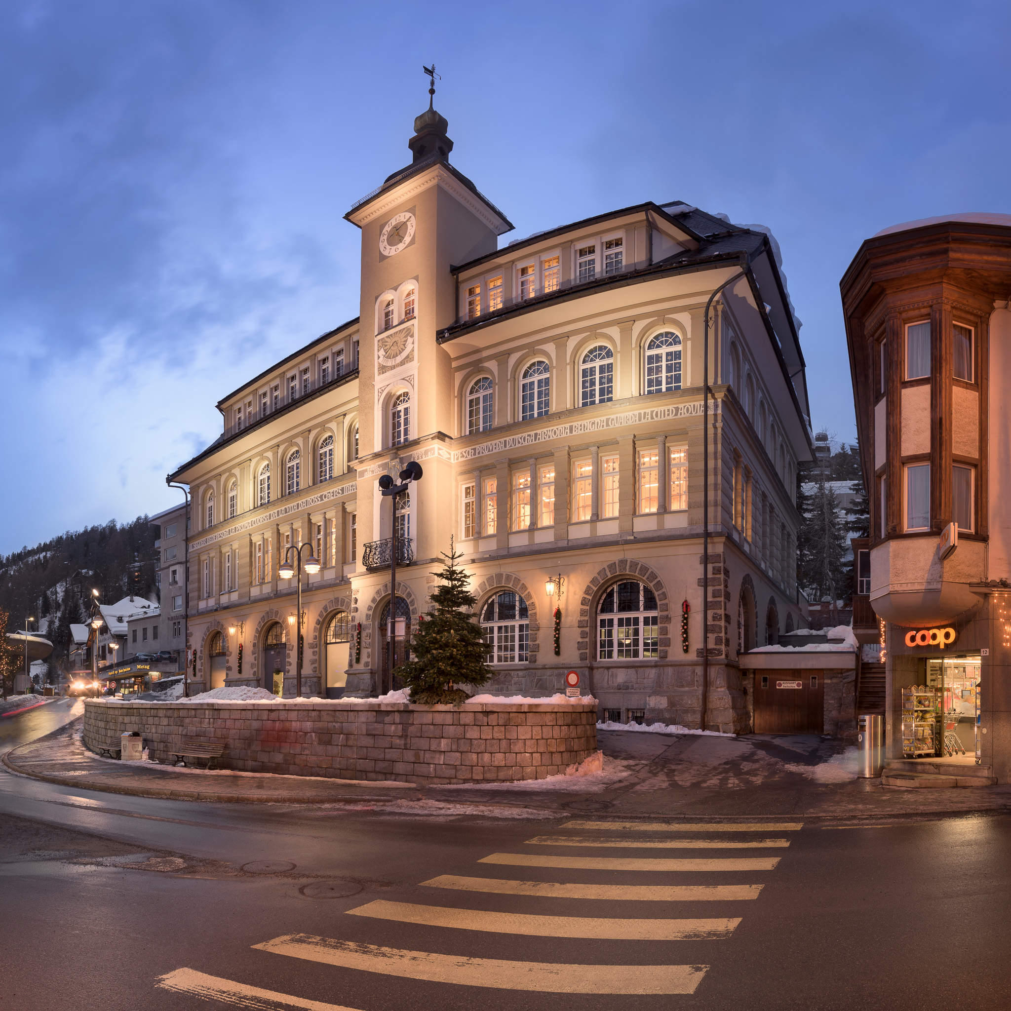 Panorama-of-Via-Quadrellas-and-St-Moritz-Library-in-the-Evening-St-Moritz-Switzerland.jpg