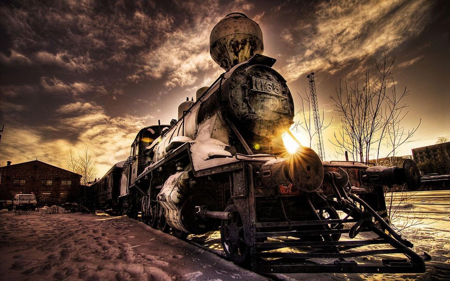 1440x900_fantastic-steam-train-in-winter-s-sunset-hdr.jpg