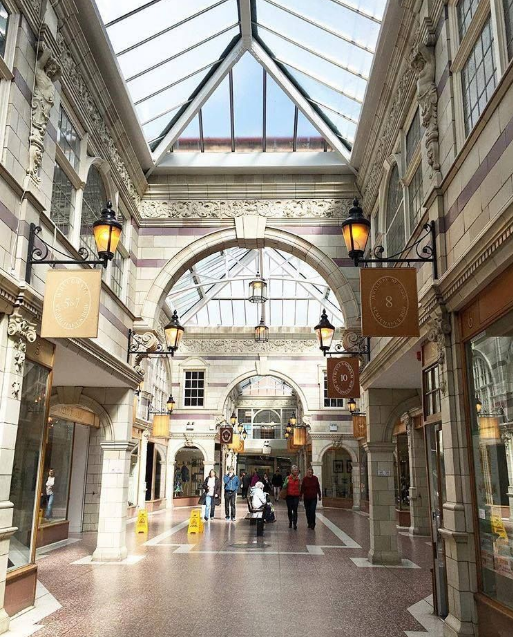 chester shopping viralcutz.PNG