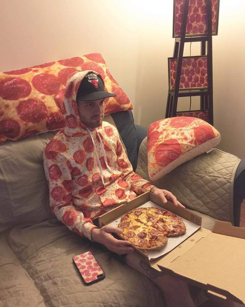 pizza-lover-outfit.jpg