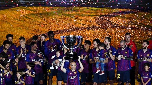 _101652925_iniesta2_getty.jpg