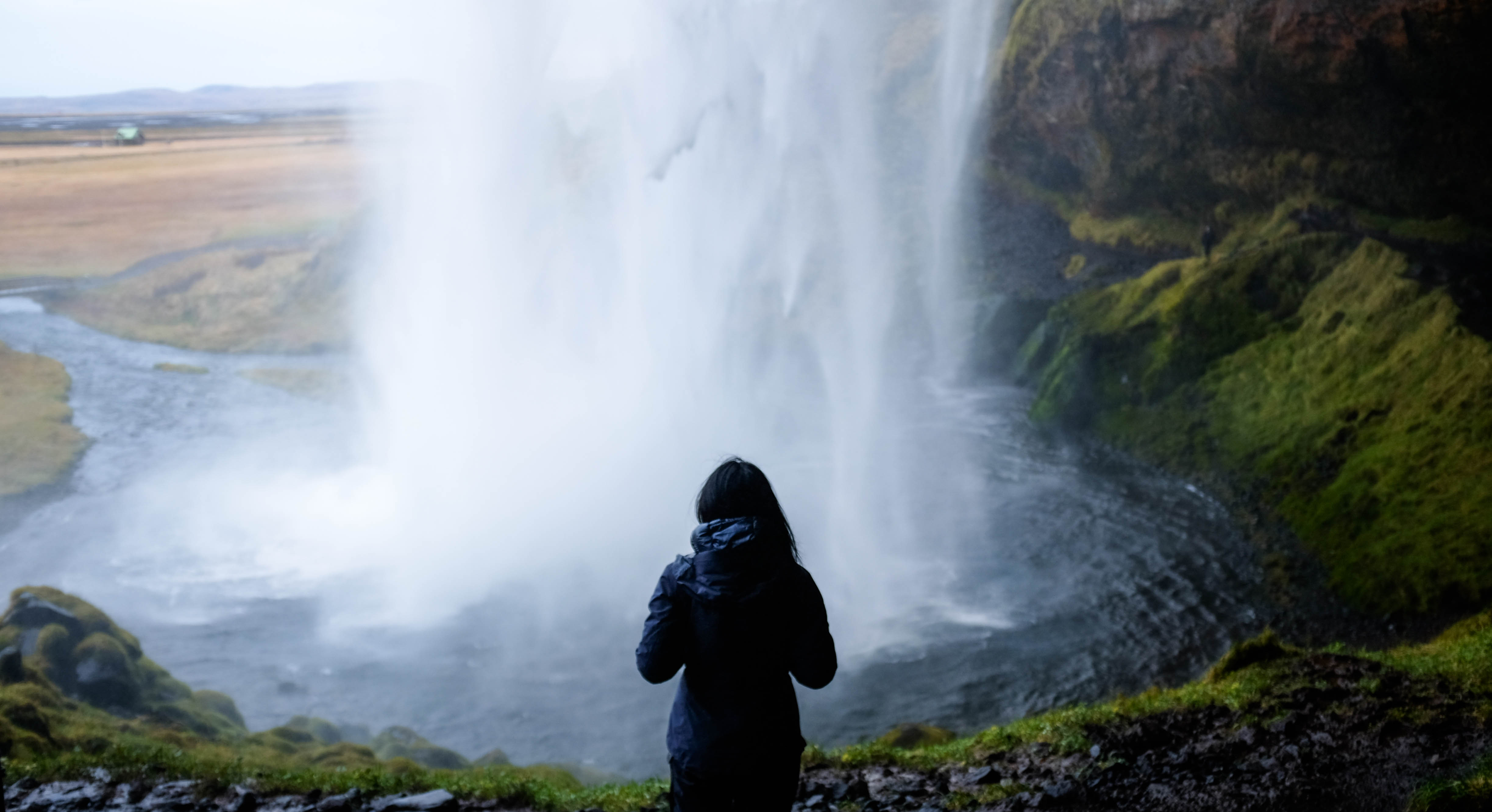 7-waterfalls-to-see-in-iceland-5.jpg